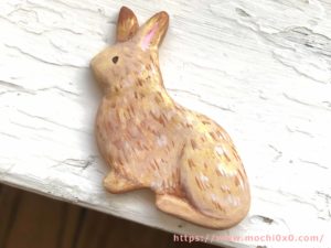 うさぎのブローチ